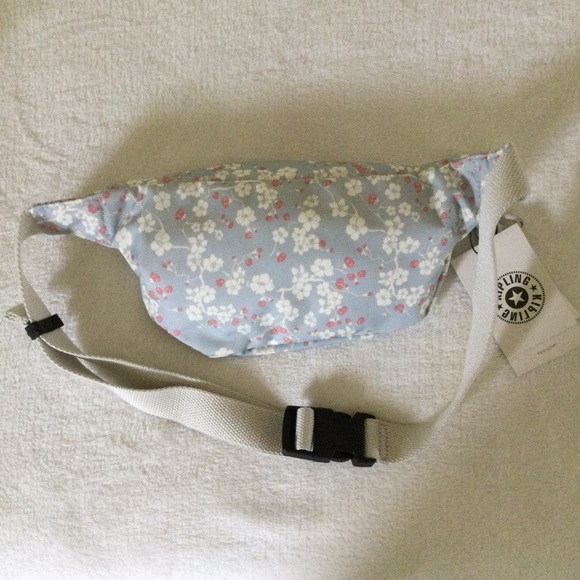 ⛔️SOLD⛔️ KIPLING Fresh Floral Garden Waist Pack - Picture 8 of 12